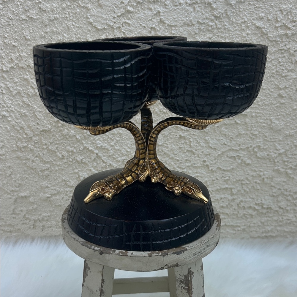 Vintage St. John Home Collection Round Bowls Gold Enamel Alligators Catchall